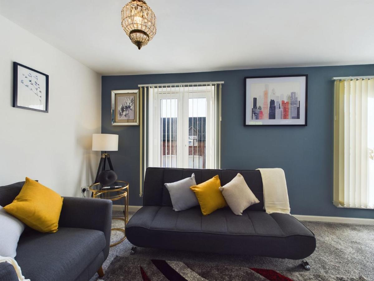 247 Serviced Accommodation In Stafford- 3Br Townhouse Exterior foto